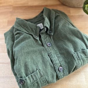 Men’s Duluth Trading Co Flannel Dark Green Size Large
